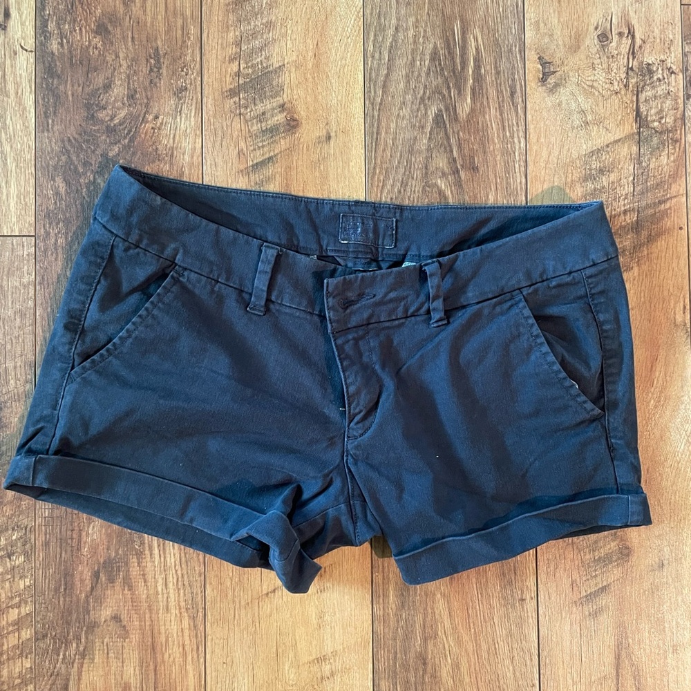 American Eagle low rise dark navy short shorts